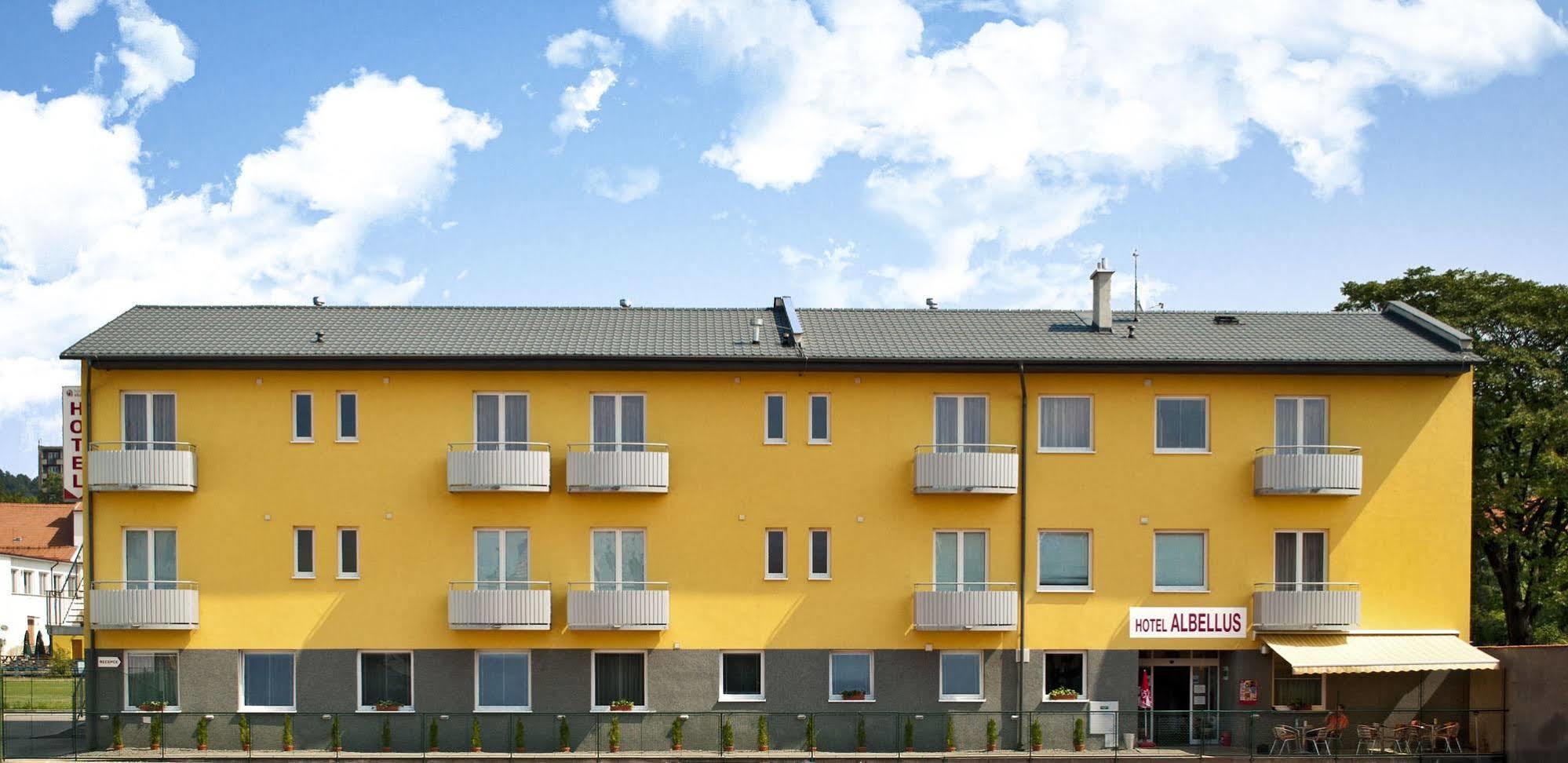Hotel Albellus Бърно Екстериор снимка